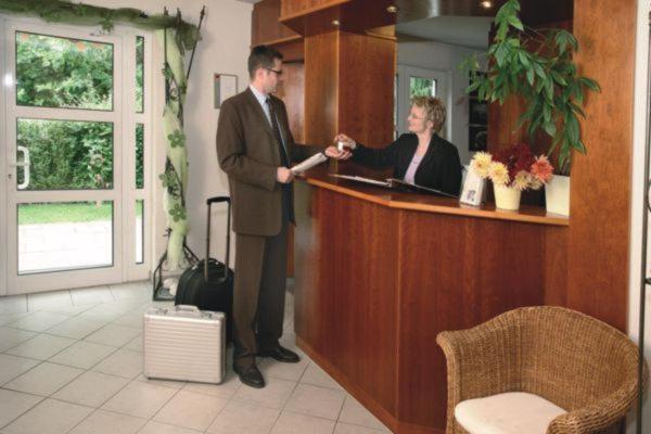 Hotel Gasthaus Bock ライヒェンバッハ・アン・デア・フィルス エクステリア 写真